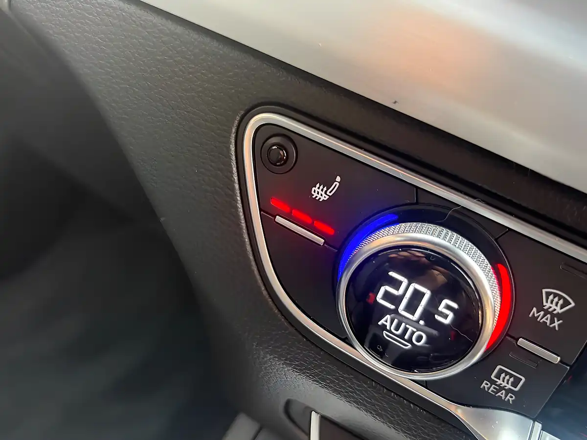 Used 2019 Audi Q5 S Line Grey - Interior and Exterior details 16