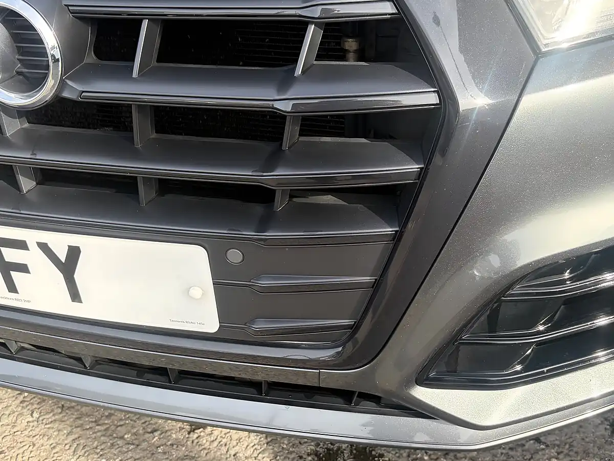 Used 2019 Audi Q5 S Line Grey - Interior and Exterior details 7