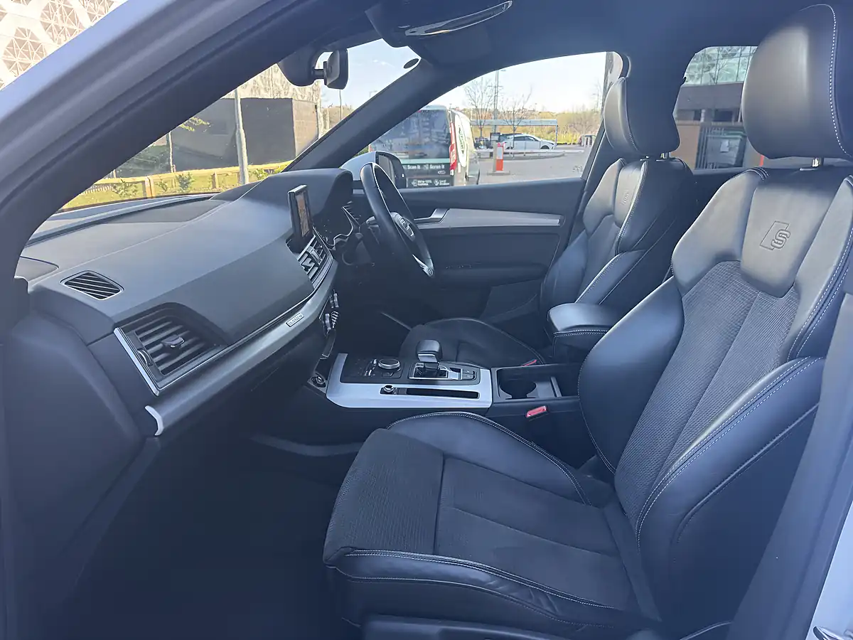 Used 2019 Audi Q5 S Line White - Interior and Exterior details 14