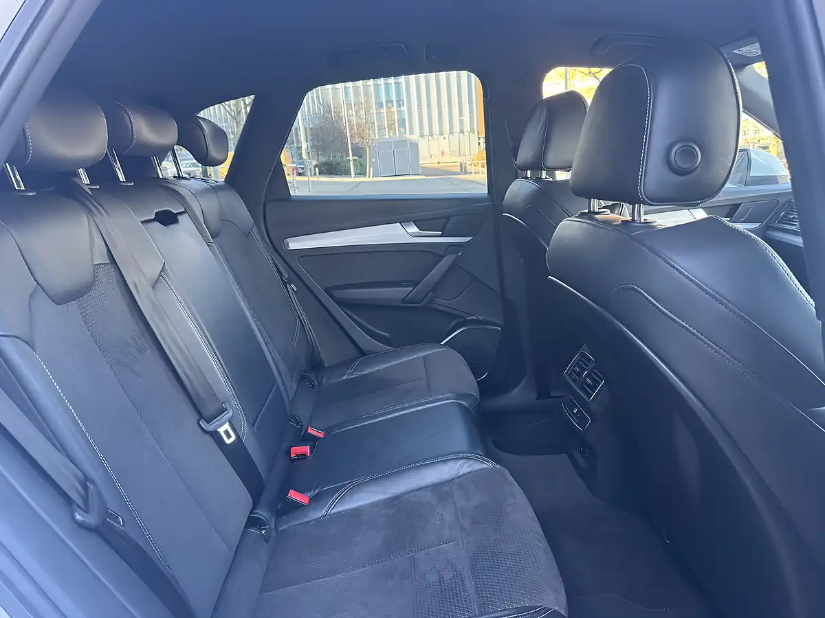 Used 2019 Audi Q5 S Line White - Interior and Exterior details 15
