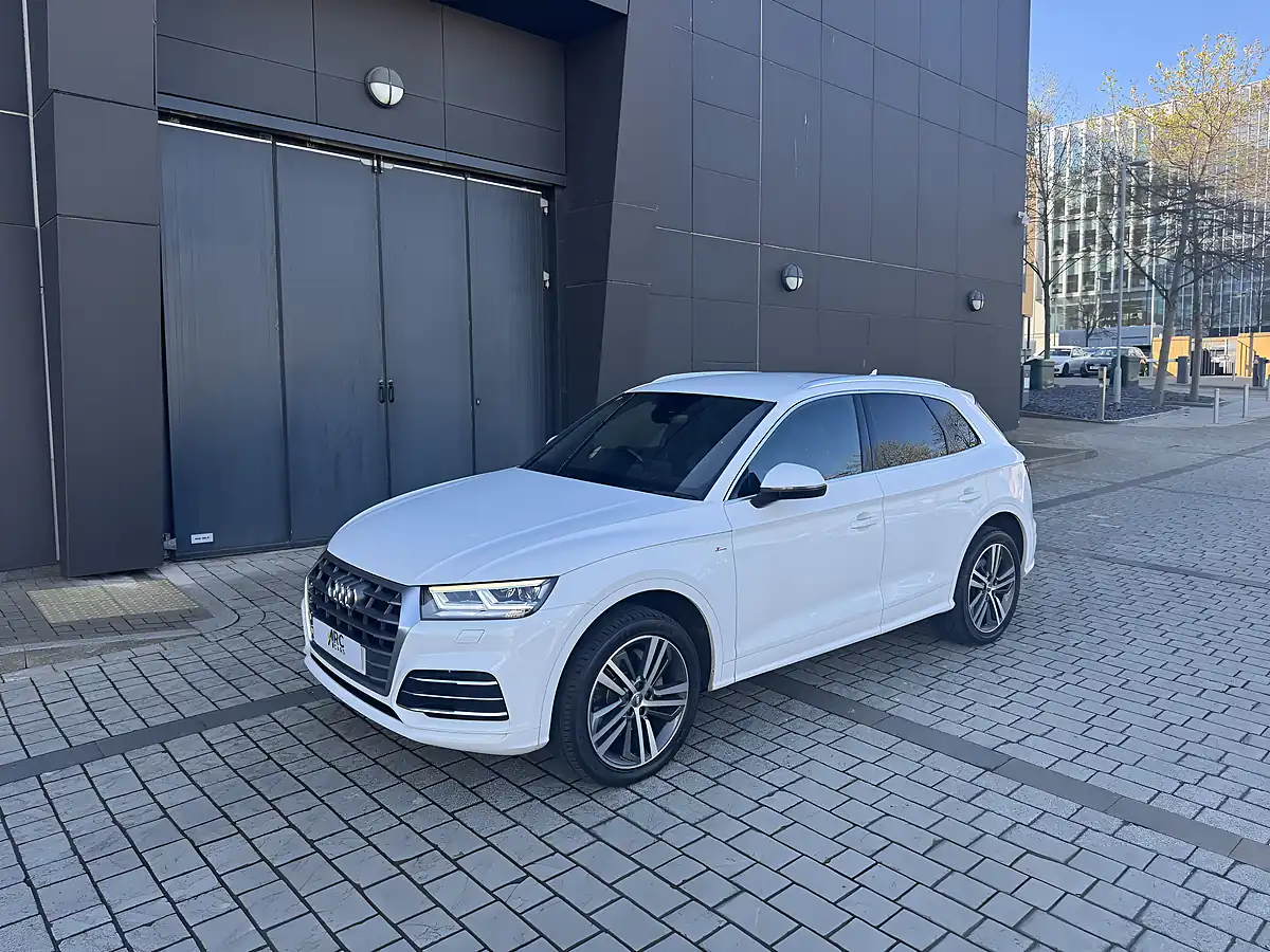 Used 2019 Audi Q5 S Line White - Interior and Exterior details 19