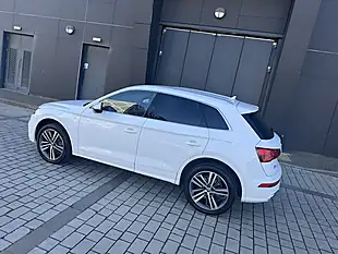 Used 2019 Audi Q5 S Line White - Interior and Exterior details 4