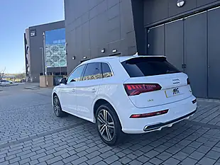 Used 2019 Audi Q5 S Line White - Interior and Exterior details 9