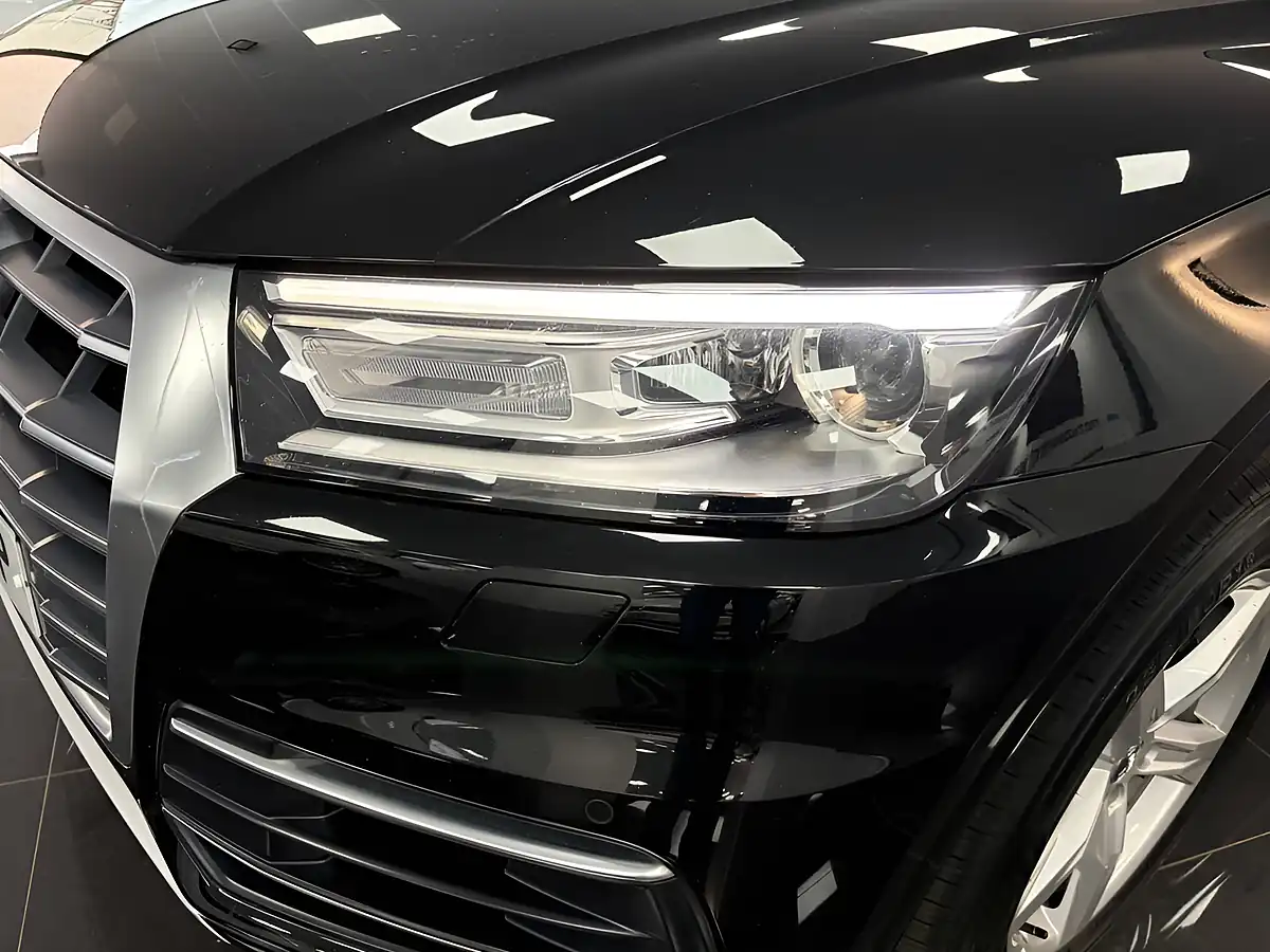 Used 2019 Audi Q5 Sport Black - Interior and Exterior details 18