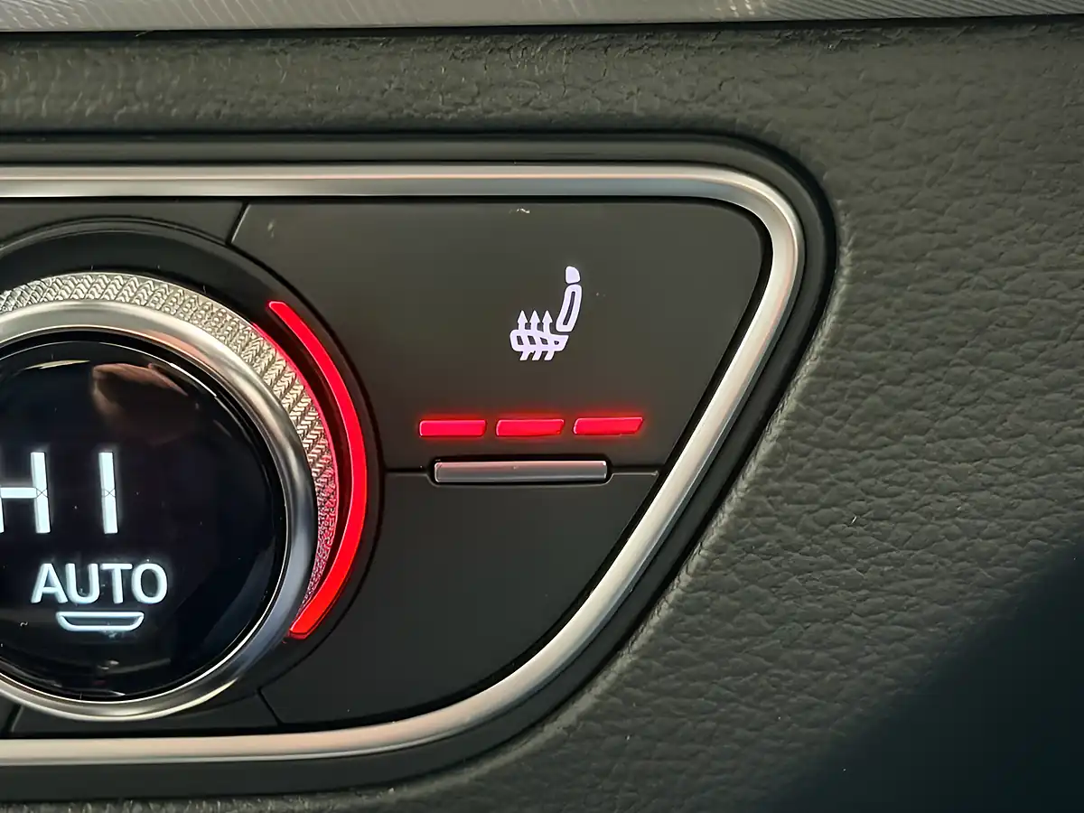 Used 2019 Audi Q5 Sport Manhattan Grey - Interior and Exterior details 12