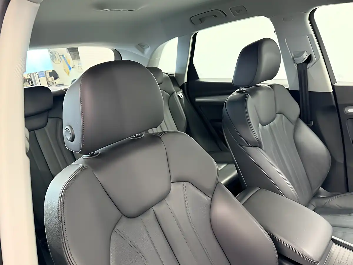 Used 2019 Audi Q5 Sport Manhattan Grey - Interior and Exterior details 19