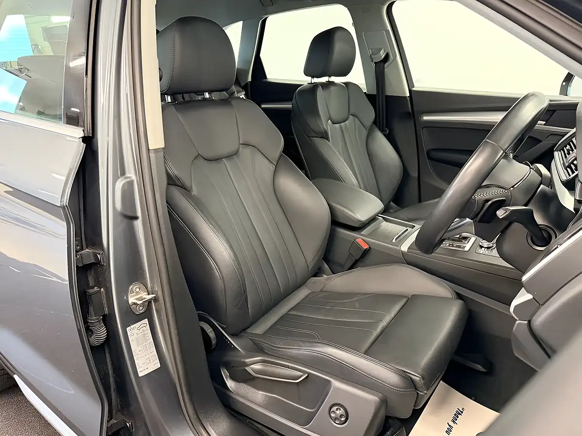 Used 2019 Audi Q5 Sport Manhattan Grey - Interior and Exterior details 3
