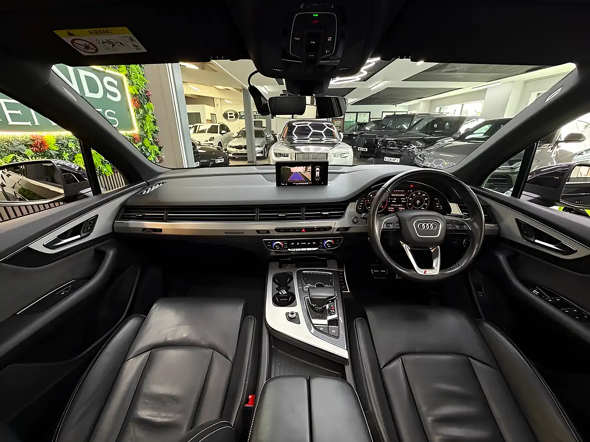 Used 2019 Audi Q7 S Line Black - Interior and Exterior details 13