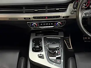 Used 2019 Audi Q7 S Line Black - Interior and Exterior details 17