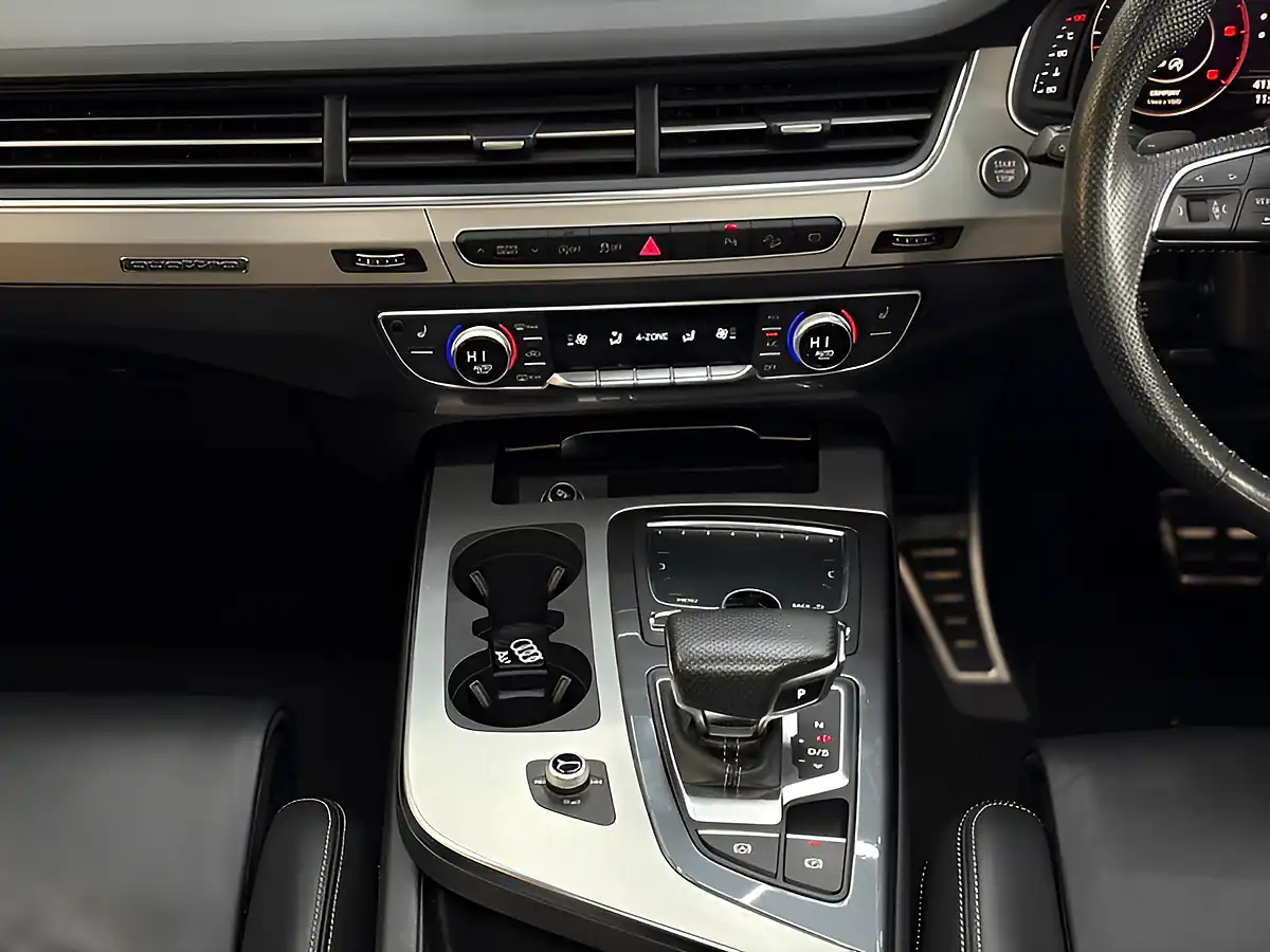 Used 2019 Audi Q7 S Line Black - Interior and Exterior details 17