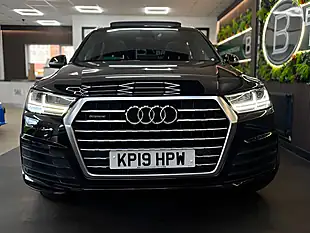 Used 2019 Audi Q7 S Line Black - Interior and Exterior details 4
