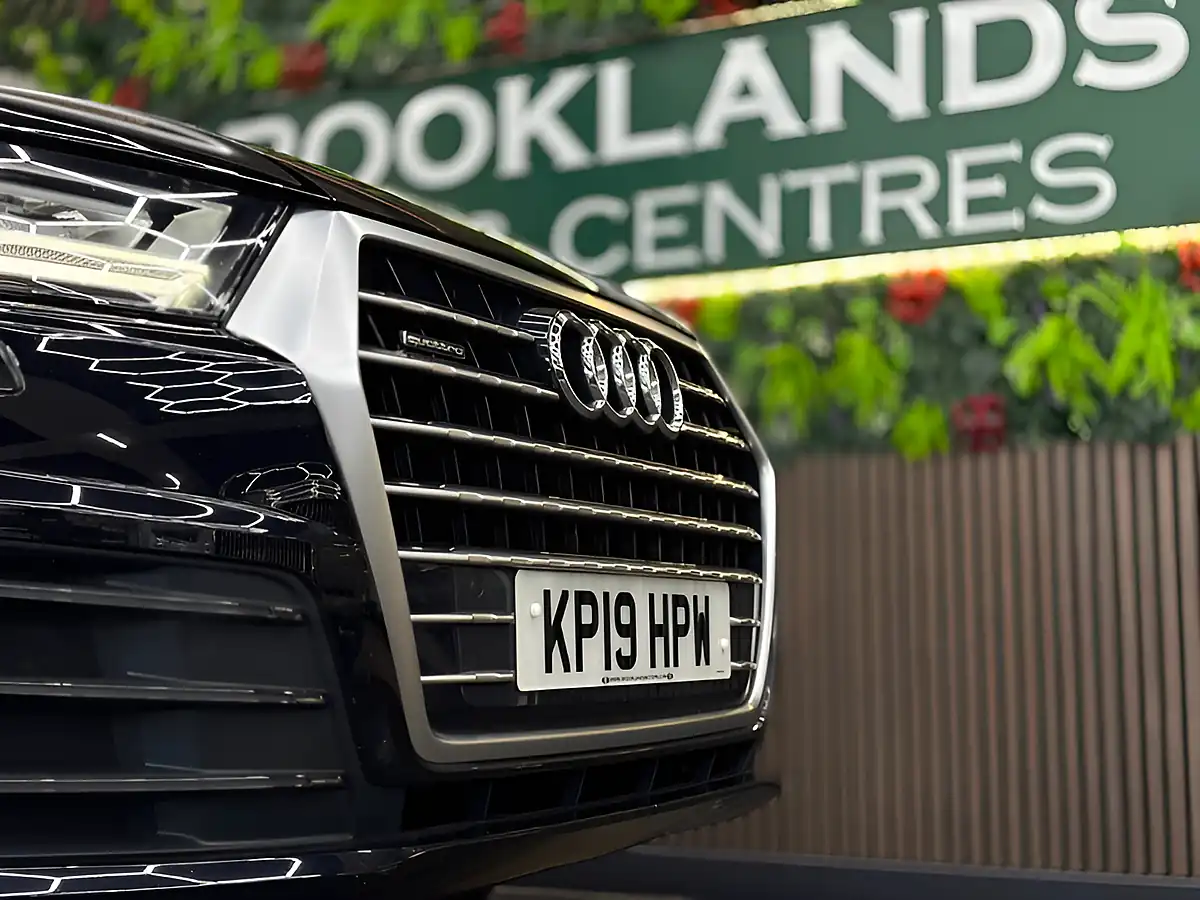 Used 2019 Audi Q7 S Line Black - Interior and Exterior details 13
