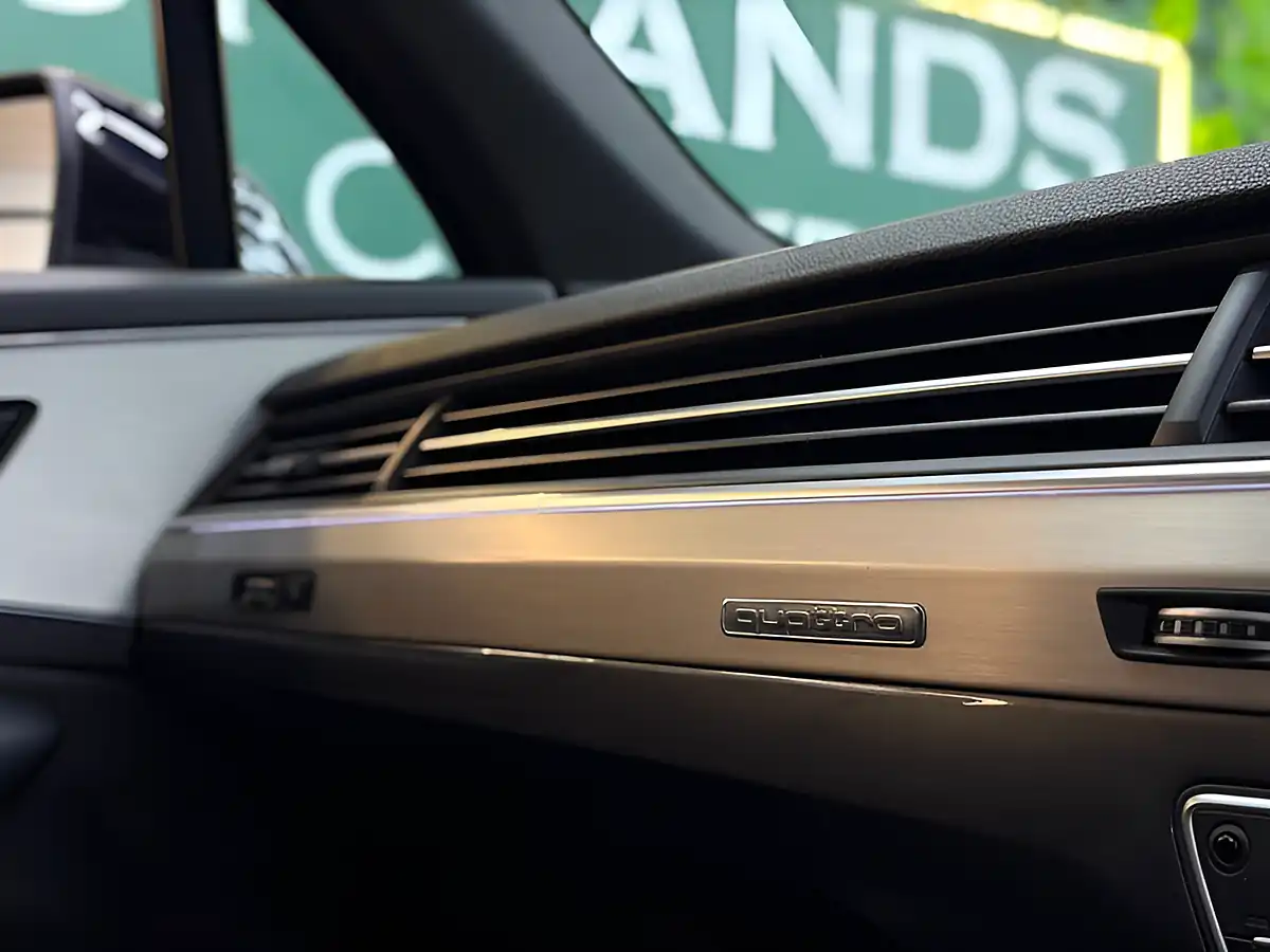 Used 2019 Audi Q7 S Line Black - Interior and Exterior details 14