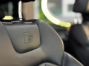 Used 2019 Audi Q7 S Line Black - Interior and Exterior details 17