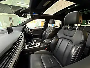 Used 2019 Audi Q7 S Line Black - Interior and Exterior details 5