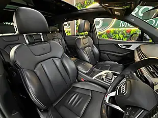 Used 2019 Audi Q7 S Line Black - Interior and Exterior details 7