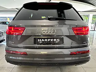 Used 2019 Audi Q7 S Line Grey - Interior and Exterior details 6