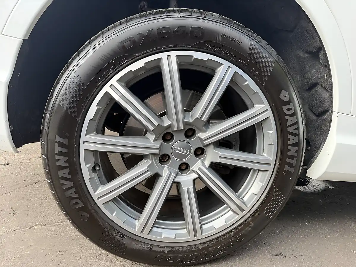 Used 2019 Audi Q7 S Line White - Interior and Exterior details 19