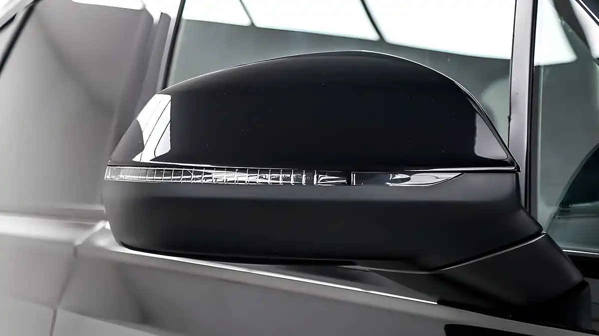 Used 2019 Audi Q7 Vorsprung Black - Interior and Exterior details 9