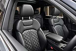 Used 2019 Audi Q7 Vorsprung Grey - Interior and Exterior details 10
