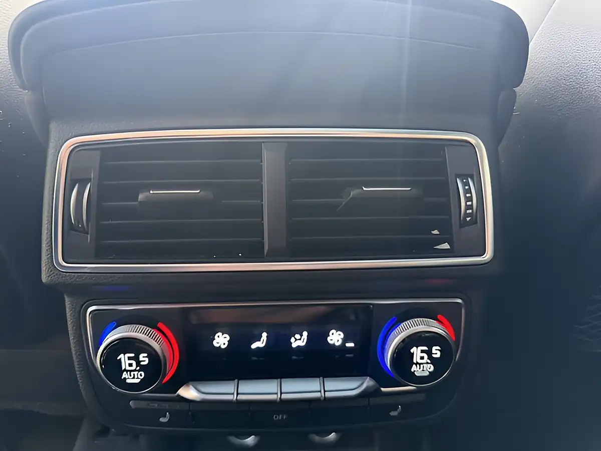 Used 2019 Audi Q7 Vorsprung White - Interior and Exterior details 14