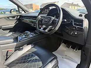 Used 2019 Audi Q7 Vorsprung White - Interior and Exterior details 16