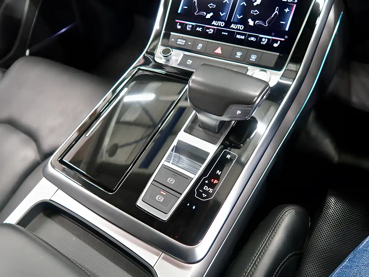 Used 2019 Audi Q8 55 Black - Interior and Exterior details 14