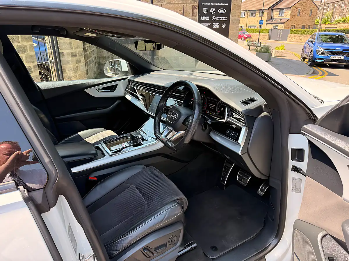 Used 2019 Audi Q8 S Line Glacier White - Interior and Exterior details 12