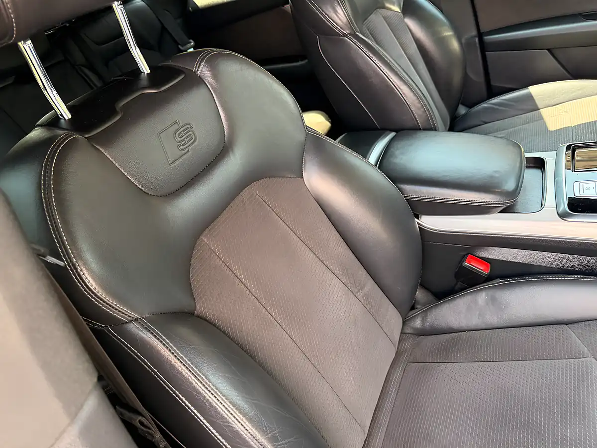 Used 2019 Audi Q8 S Line Glacier White - Interior and Exterior details 17