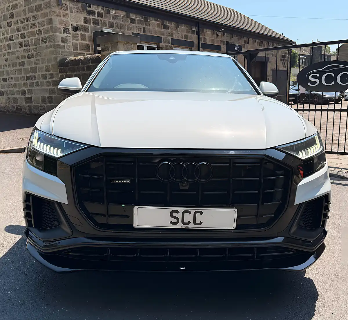 Used 2019 Audi Q8 S Line Glacier White - Interior and Exterior details 4