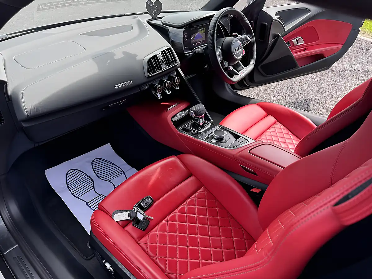 Used 2019 Audi R8 Performance Grey - Interior and Exterior details 12