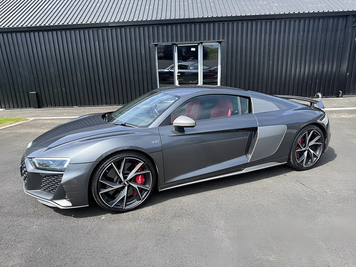 Used 2019 Audi R8 Performance Grey - Interior and Exterior details 15