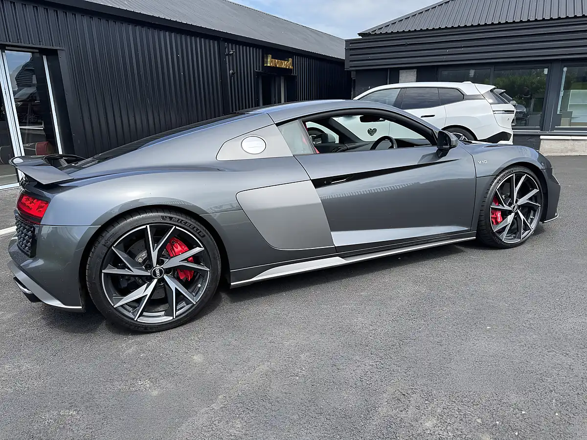Used 2019 Audi R8 Performance Grey - Interior and Exterior details 3
