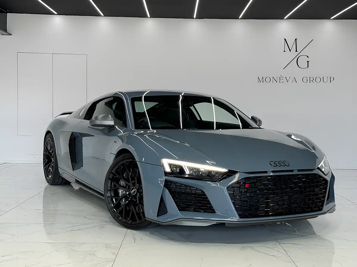 Used 2019 Audi R8 Performance Kemora Grey - Front View