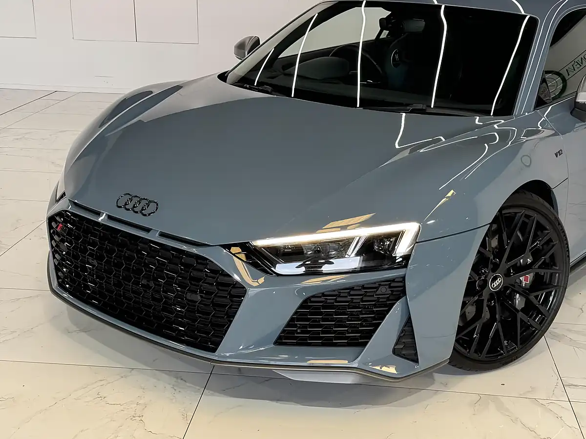 Used 2019 Audi R8 Performance Kemora Grey - Interior and Exterior details 11