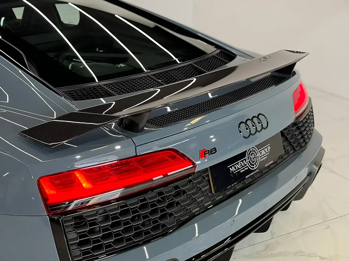 Used 2019 Audi R8 Performance Kemora Grey - Interior and Exterior details 14