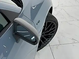Used 2019 Audi R8 Performance Kemora Grey - Interior and Exterior details 15