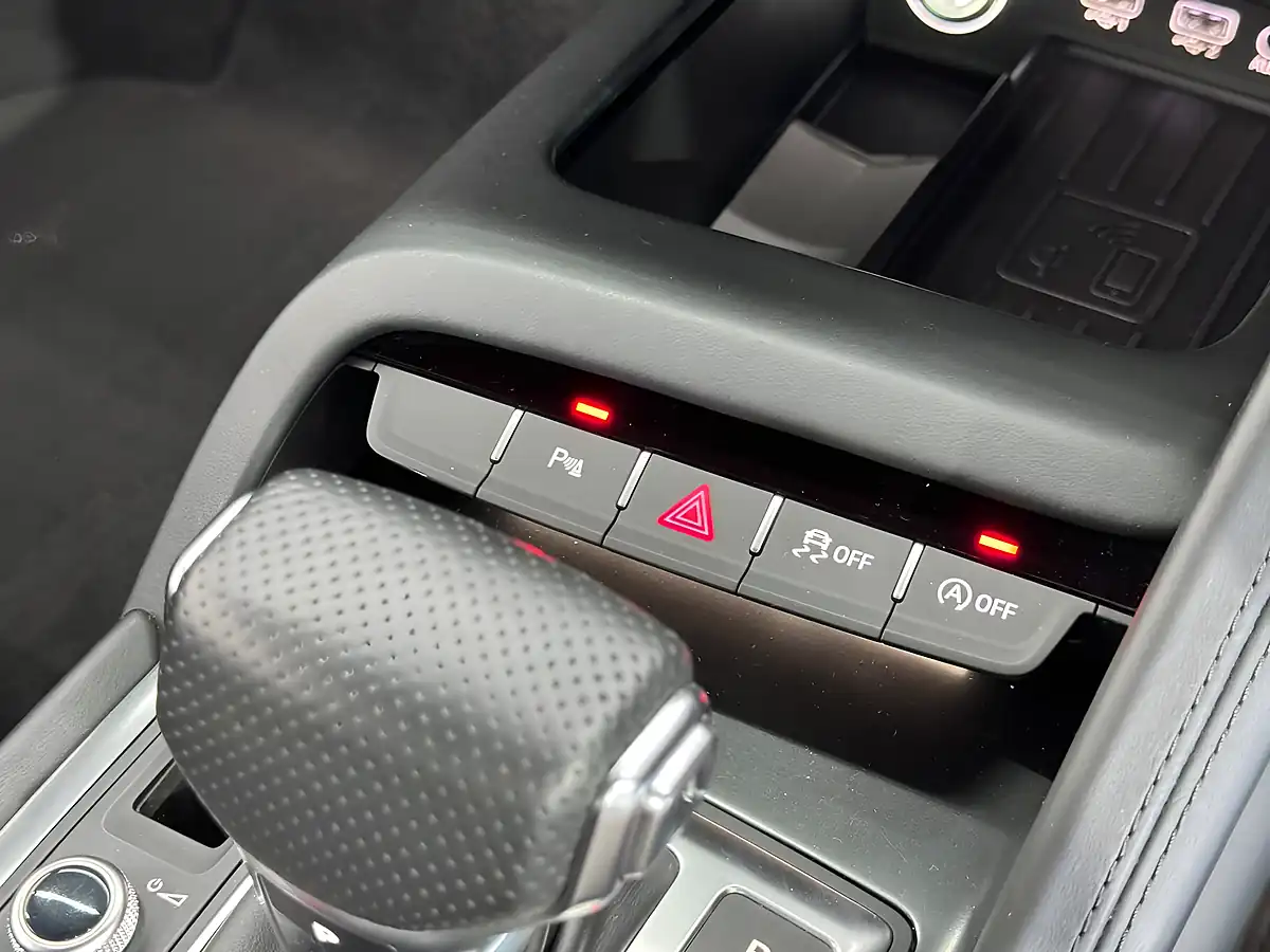 Used 2019 Audi R8 Performance Kemora Grey - Interior and Exterior details 18