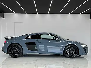 Used 2019 Audi R8 Performance Kemora Grey - Interior and Exterior details 4