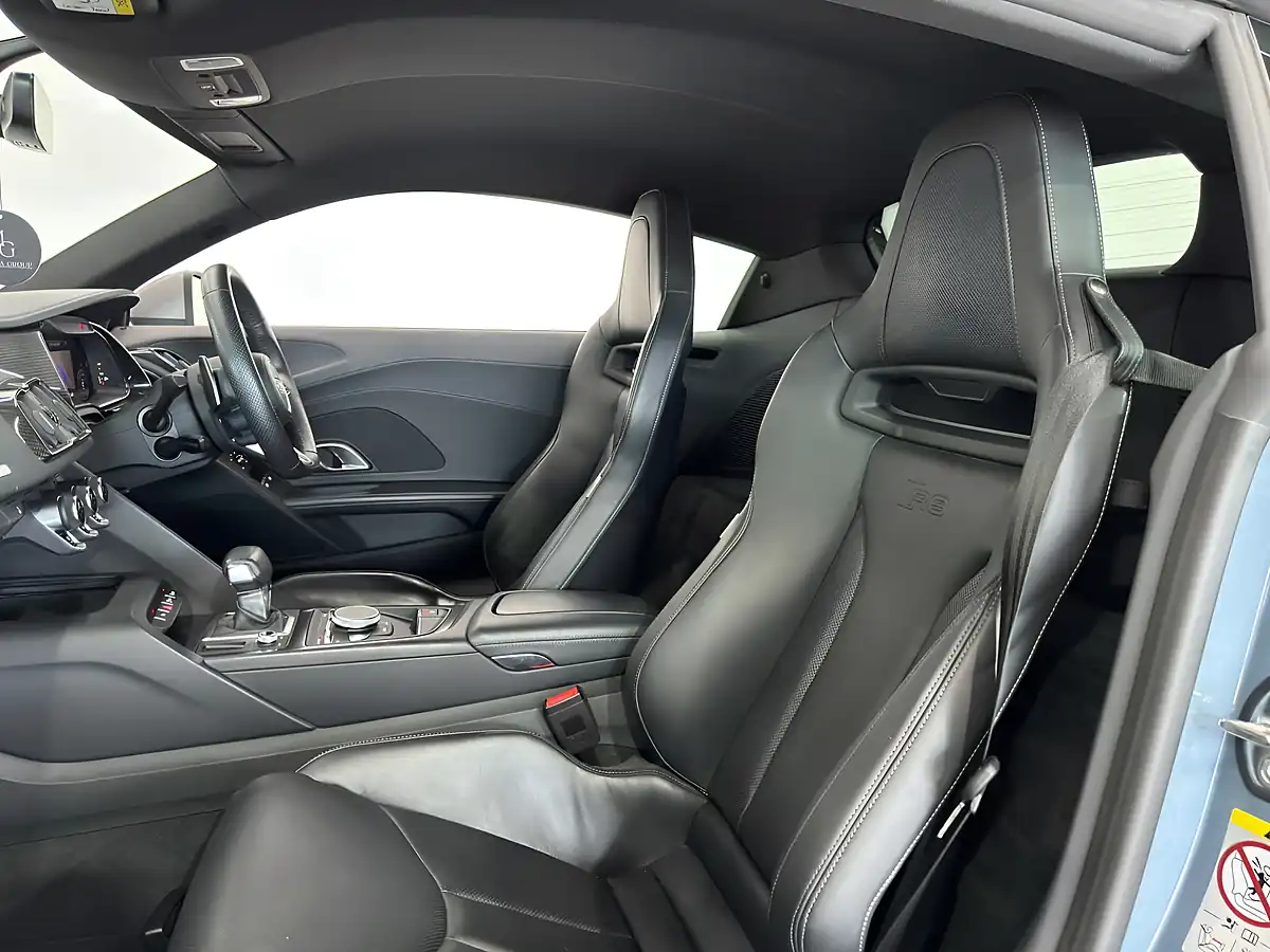 Used 2019 Audi R8 Performance Kemora Grey - Interior and Exterior details 7