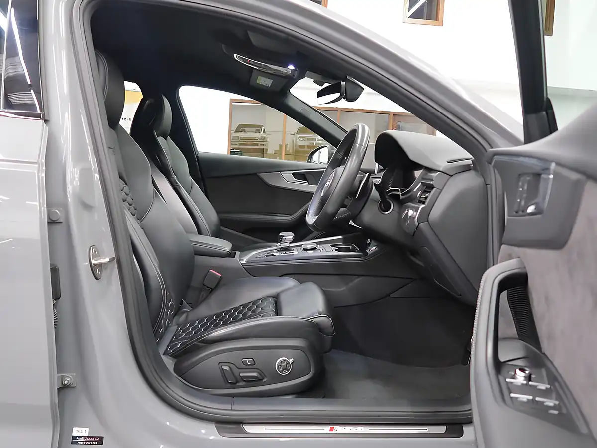 Used 2019 Audi RS4 Avant Avant Grey - Interior and Exterior details 16