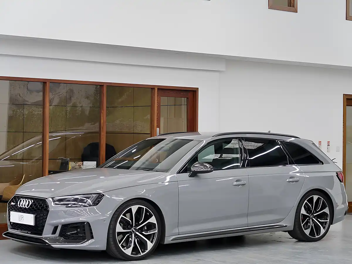 Used 2019 Audi RS4 Avant Avant Grey - Interior and Exterior details 3