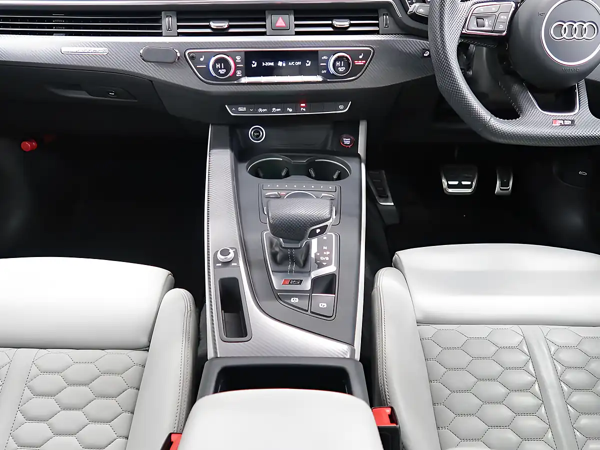 Used 2019 Audi RS4 Avant Black - Interior and Exterior details 14