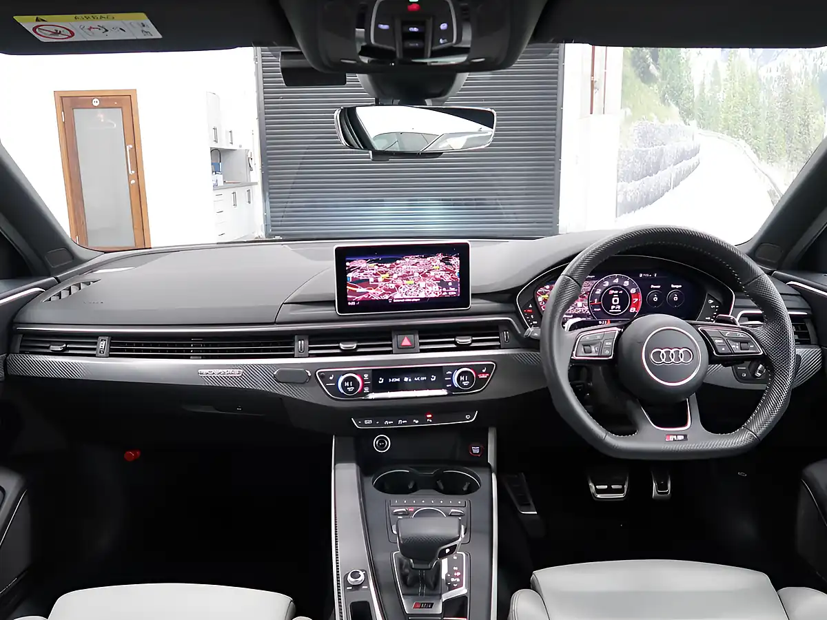 Used 2019 Audi RS4 Avant Black - Interior and Exterior details 15