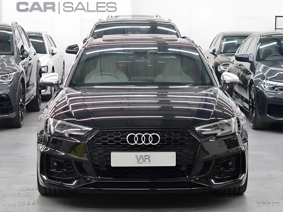 Used 2019 Audi RS4 Avant Black - Interior and Exterior details 2