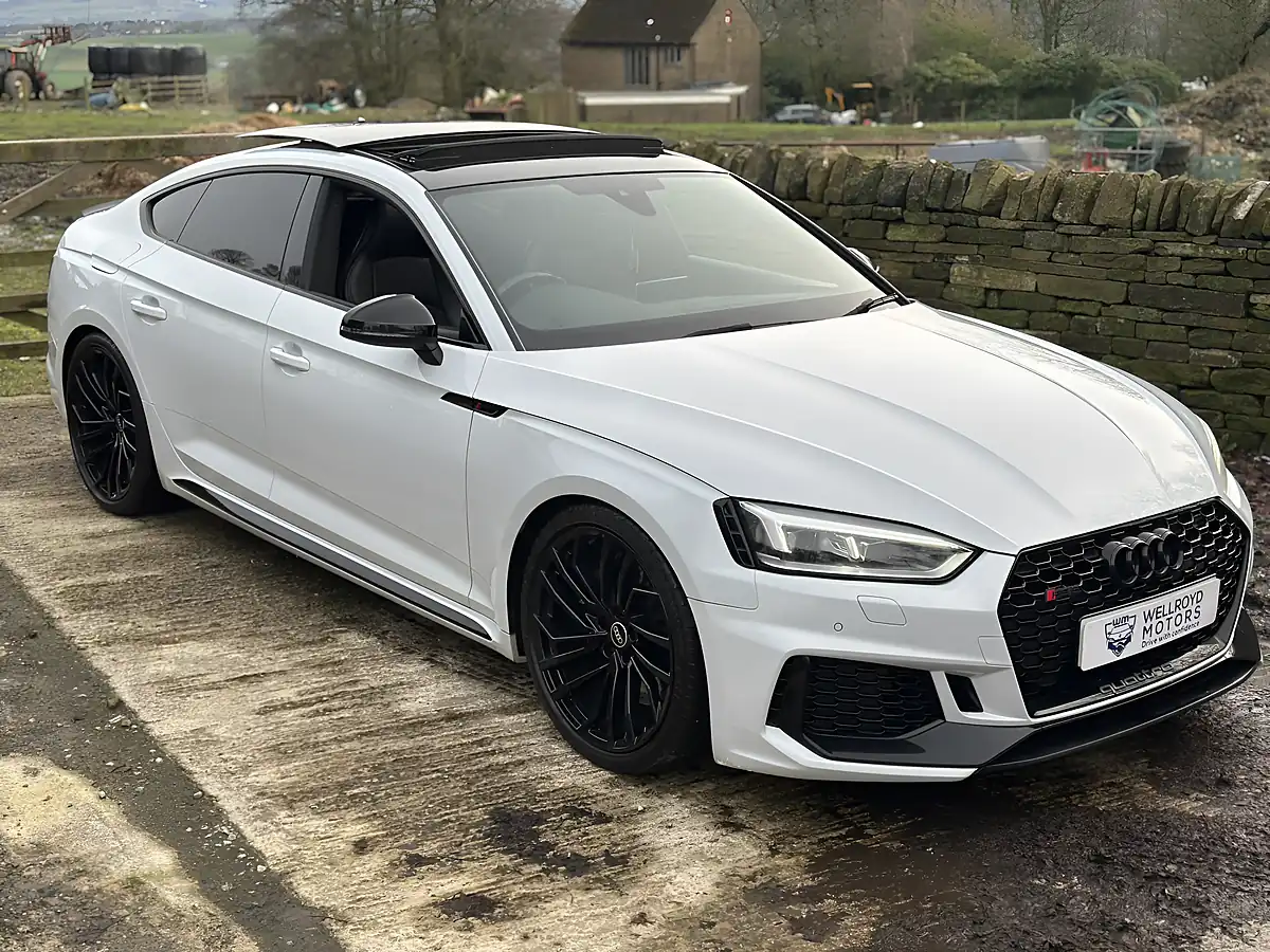Used 2019 Audi RS5 Sport Edition White - Interior and Exterior details 7