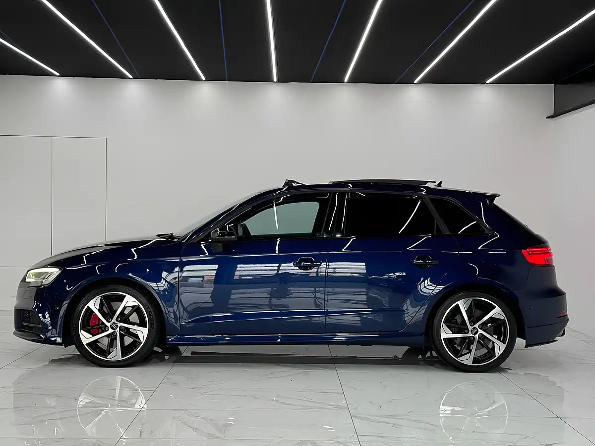 Used 2019 Audi S3 Black Edition Navarra Blue - Interior and Exterior details 3