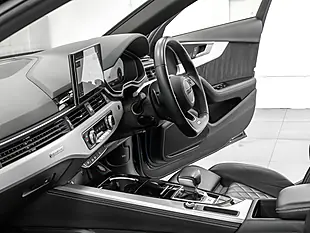 Used 2019 Audi S4 Avant Navarra Blue - Interior and Exterior details 17