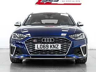 Used 2019 Audi S4 Avant Navarra Blue - Interior and Exterior details 6