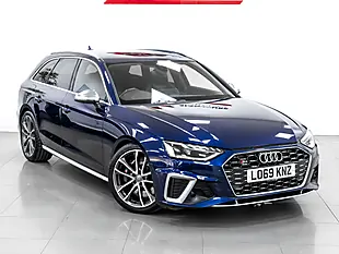 Used 2019 Audi S4 Avant Navarra Blue - Interior and Exterior details 8